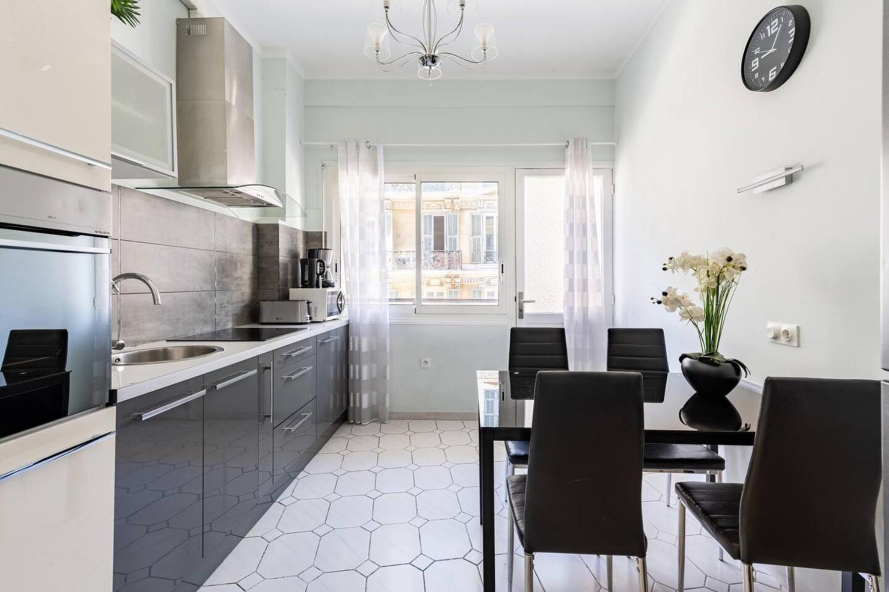 Notre Dame - Huge Sunny Modern 2Br Flat - Terrace Apartment Nice Exterior photo